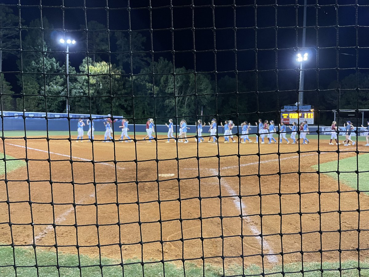 PopeFastpitch's tweet photo. JV finished the night with a hard fought 8-8 tie
#MZeigler 3-4; 2 RBI
#TGibson 1 hit, 2 runs,RBI
#ShSmith 1 hit,1 run
#SySmith 1 hit,1 BB
@EmmaSantamaria8 2 runs, 1 hit, 1 RBI
#AZeigler 1 hit, 1 RBI
JV Hounds are back in action tomorrow at 6 pm at the #Racetrack !
#PFPFamily https://t.co/3DtqlbMlud
