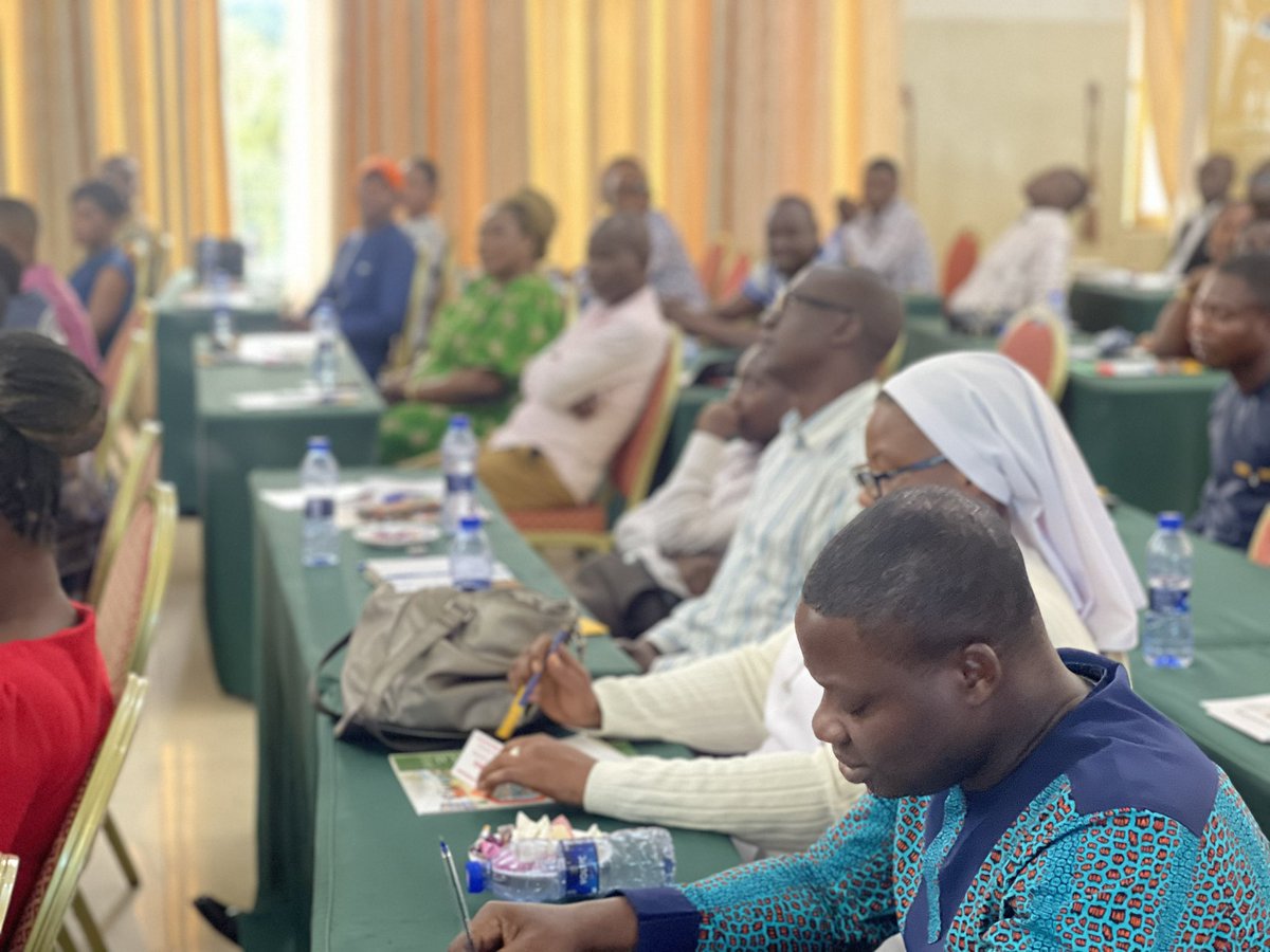 ctvetgh's tweet photo. On Monday 7th August, 2023, the Commission for TVET began a week long Trainer of Trainer (ToT) workshop for the implementation of the interim CBT curriculum.
The workshop was held in Koforidua for the Southern Zone of the country
#TVETReforms #TVET #skills #skillsdevelopment https://t.co/zn5IXG4T3B