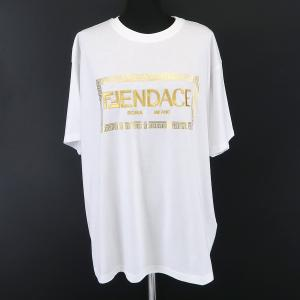 Sanoya78's tweet photo. こんにちは~☀️さのやブティック店です!
本日はフェンダーチェからメンズTシャツ入荷のお知らせ🥳
去年私も伊勢丹のポップアップへ伺いましたが最高でした~っ🙌
ゴールドカラーにグレカとメデューサのヴェルサーチェらしさ溢れるお品!お早めにどうぞっ🦭
#FENDI #FENDACE #フェンディ #夏コーデ https://t.co/yIoyjHyCIg