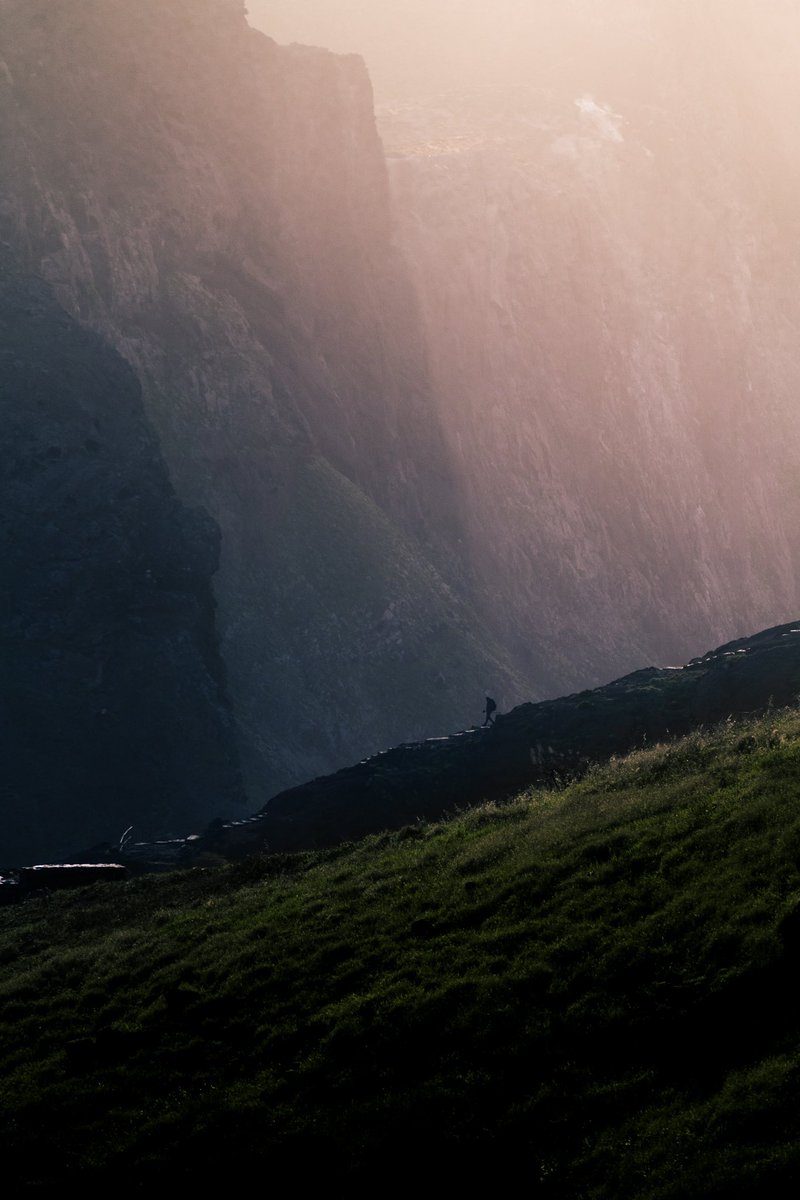 Gm to everyone who loves photography 📸 and great outdoors