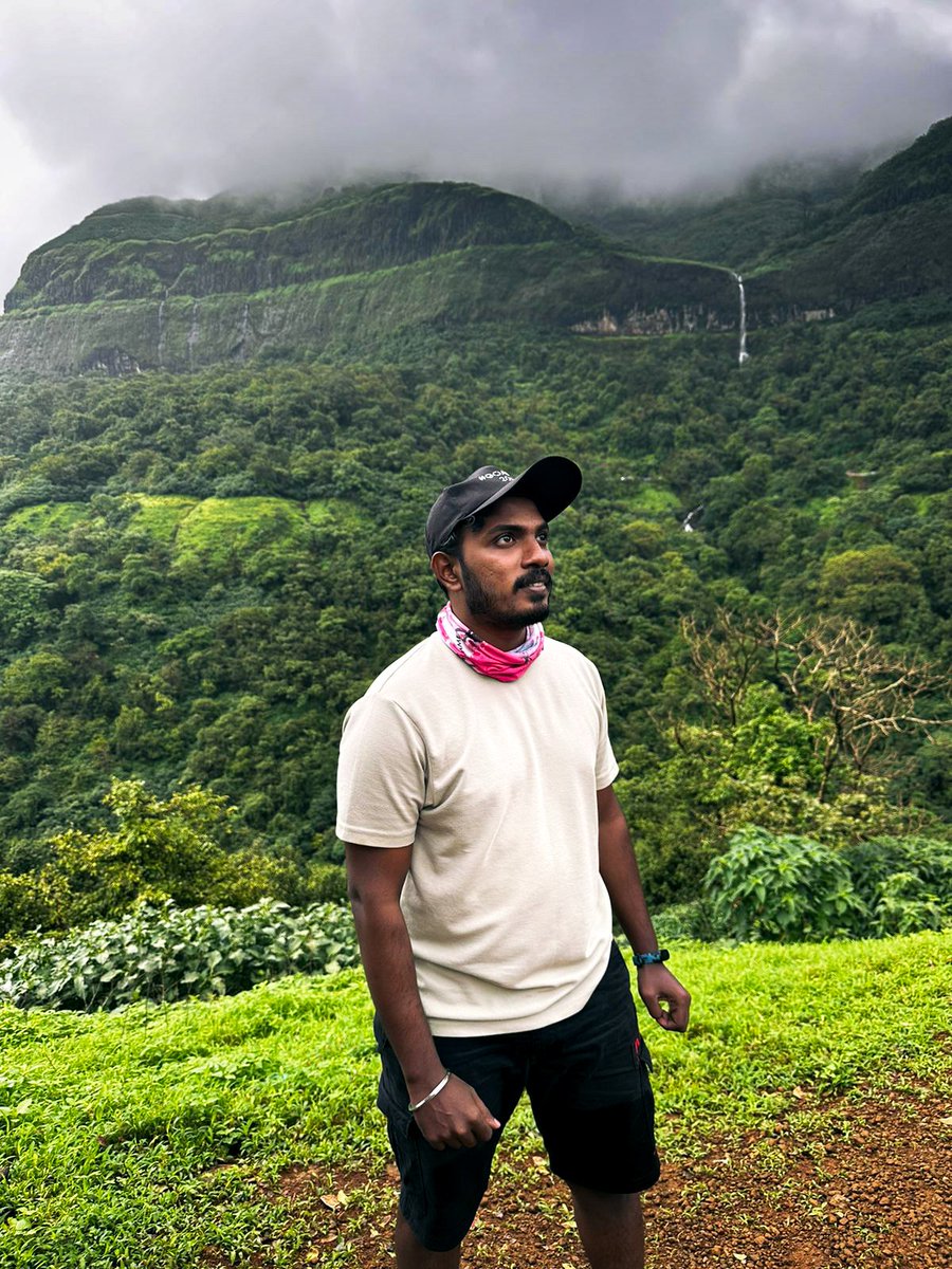 EmPrajyot's tweet photo. Lost in the symphony of monsoon adventures⛰️🌧
#Maharashtra #taminhighat #monsoon https://t.co/YBaOypUIMa