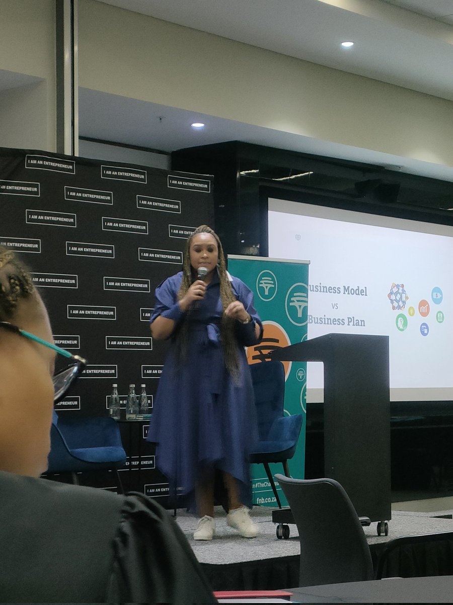 We are attending the <a href="/IAAESA/">I AM AN ENTREPRENEUR</a> summit this morning and look forward to knowledge sharing with other entrepreneurs. #iaaesa #cornerdladlapizzeria