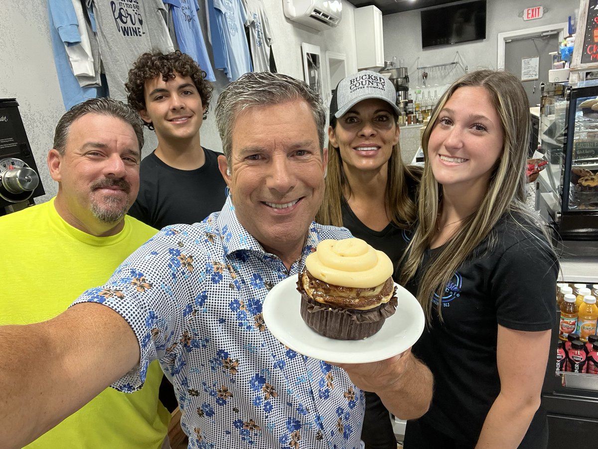BobKellyFOX29's tweet photo. Happy Birthday Sue Serio….LIVE all morning from Mission Cafe in Brigantine. https://t.co/yoZKKM6b0I