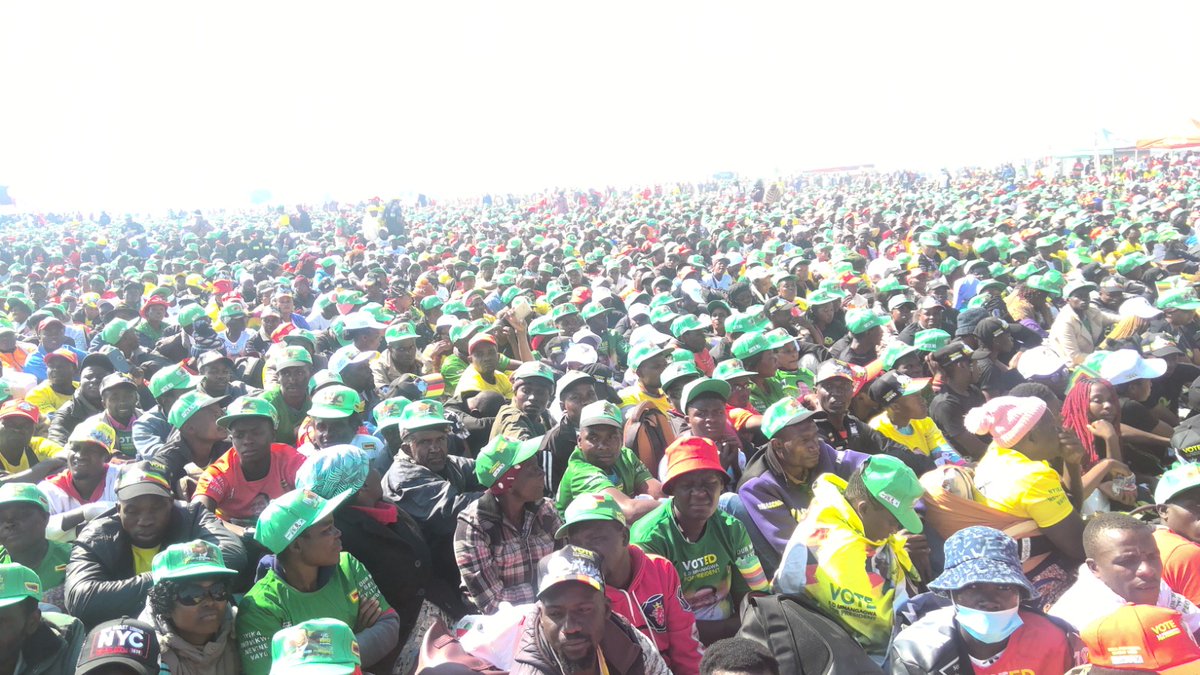 🌟 Witness the power of positive change! Today, at the #StarRally in Manicaland, @edmnangagwa once again showcases his ability to unite the nation for progress. #EDelivers #Vision2030 #VoteZANUPF @JonesMusara @2023edpfee @ZimGvt_NDS1) Handina Primary School