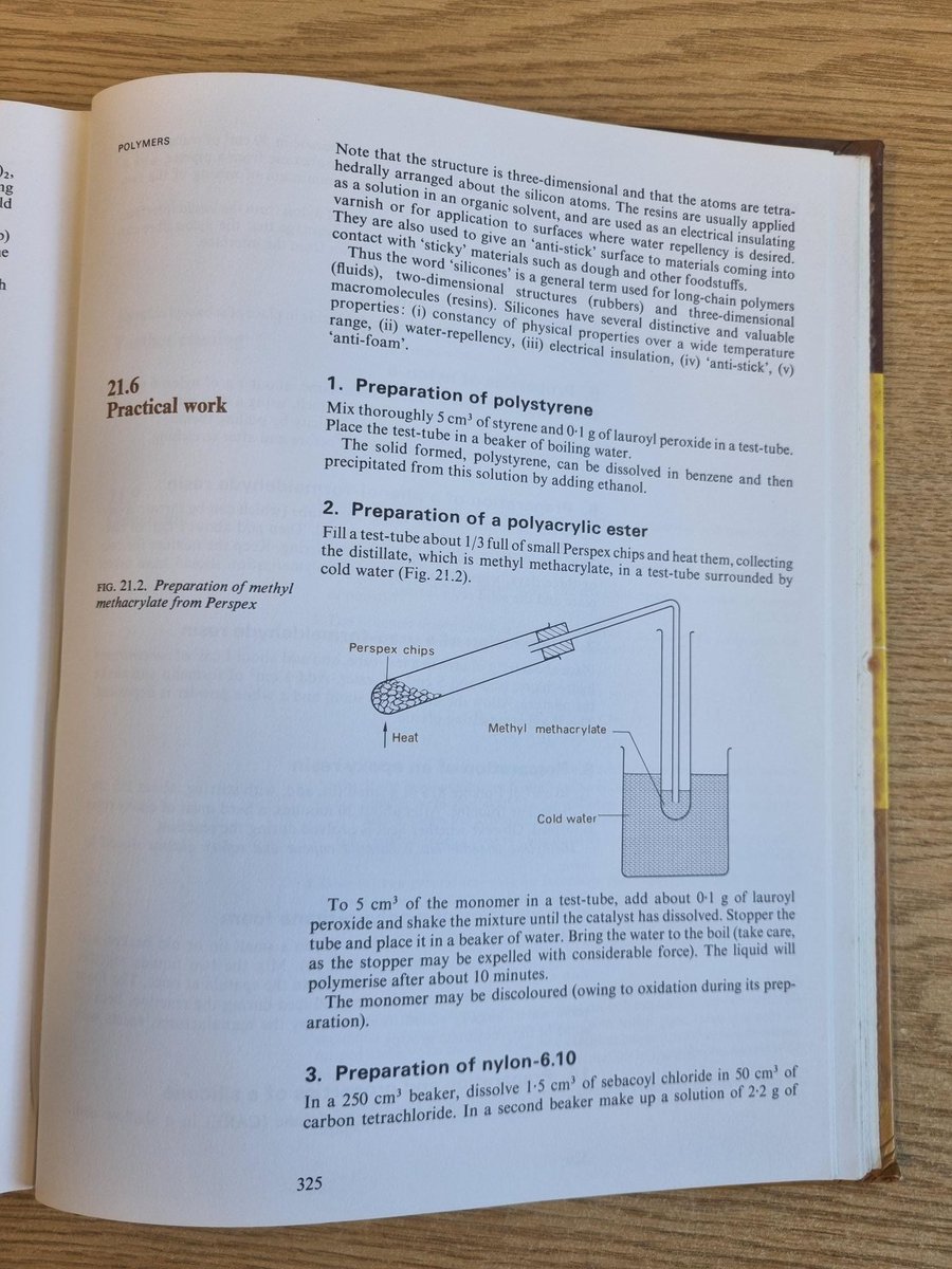 HaddletonGroup's tweet image. Depolymerisation/Repolymerisation of PMMA from my high school text book (1972ed) and UGTutor ROC Norman (Call me Dick, @UniOfYork founding Professor) throw in TGA, GPC, 80MHz benchtop NMR/DOSY, FTIR, GCMS and a new MSc level practical - Modern after all these years @warwickchem