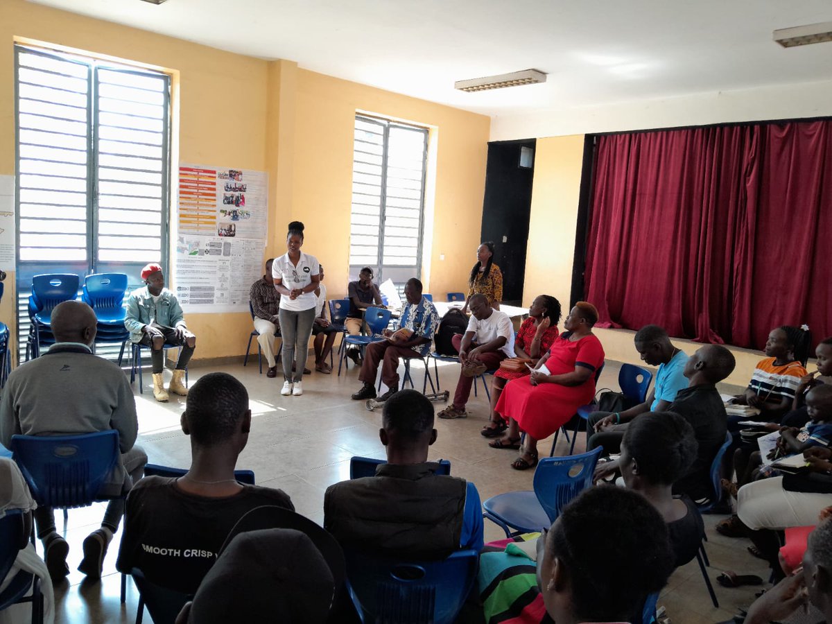 WKodula's tweet image. As the nation celebrates #DevolutionConference2023, @Wanavijiji_sdi together with @KisumuCountyKE are guiding community members from the informal settlements in a validation Forum for the #vulnerabilitymapping. The validation will help shape community led climate actions✊🏿