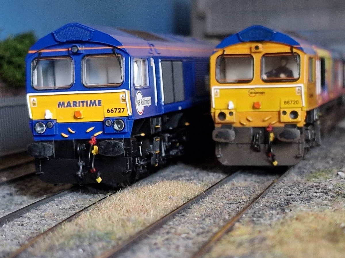 **FOR SALE** Bachmann Rails Exclusive 66727 DCC FITTED, excellent mint condition, one end detailed with Hattons brake pipes, original box - £135 posted #TMRGUK #modeltrains #modelrailway