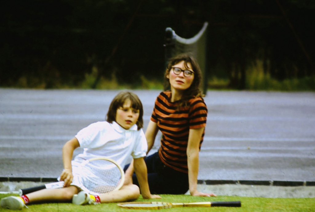 TheBishF1's tweet image. Remembering my dear &amp;amp; much missed mother (pictured with me some time in the early ’70s), the writer, teacher &amp;amp; psychotherapist Bernardine Bishop, born #OnThisDay in ’39. She wrote 5 novels, the best of which IMHO is #HiddenKnowledge (published posthumously in 2014). (1/3)