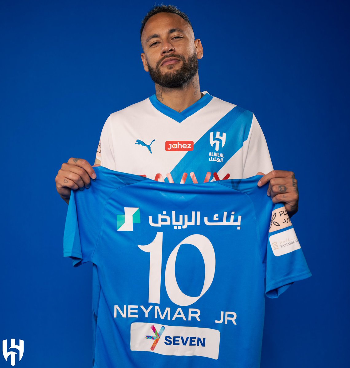 FaktaSepakbola's tweet photo. 🚨Fabrizio: gaji Neymar 2 tahun, minimal sebesar $300jt. Maksimal bisa $400jt tergantung statistiknya & iklan.

Gaji minimal nya di Al-Hilal:
Rp4,5 triliun / 2 tahun
Rp2,2 triliun / tahun
Rp191 miliar / bulan
Rp6 miliar / hari
Rp265 juta / jam
Rp4 juta / menit
Rp73 ribu / detik

Sepakbola mengubah nasib Neymar. Saat kecil ia berasal dari keluarga kurang mampu, sekarang bisa membiayai keluarga...