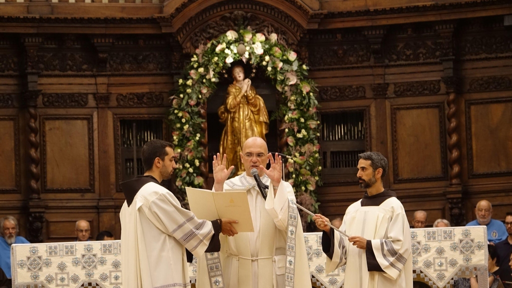 FratiAssisi's tweet image. Con lo sguardo verso il Cielo
👉Solennità dell’Assunta alla Porziuncola 2023
📰 Leggi la News su assisiofm.org
.
#fratiminoriassisi #Assunta #MariaVergine