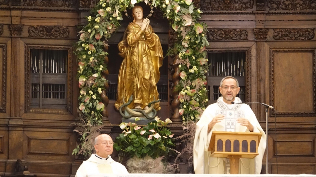 FratiAssisi's tweet image. Con lo sguardo verso il Cielo
👉Solennità dell’Assunta alla Porziuncola 2023
📰 Leggi la News su assisiofm.org
.
#fratiminoriassisi #Assunta #MariaVergine