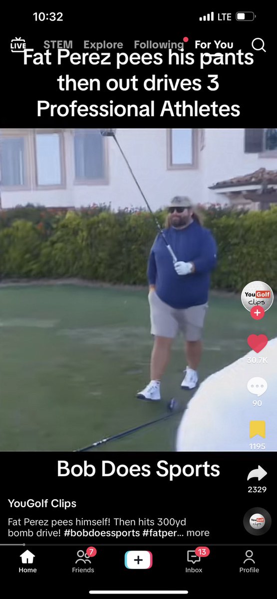 Golfer accidentally peed pants seen on tictok