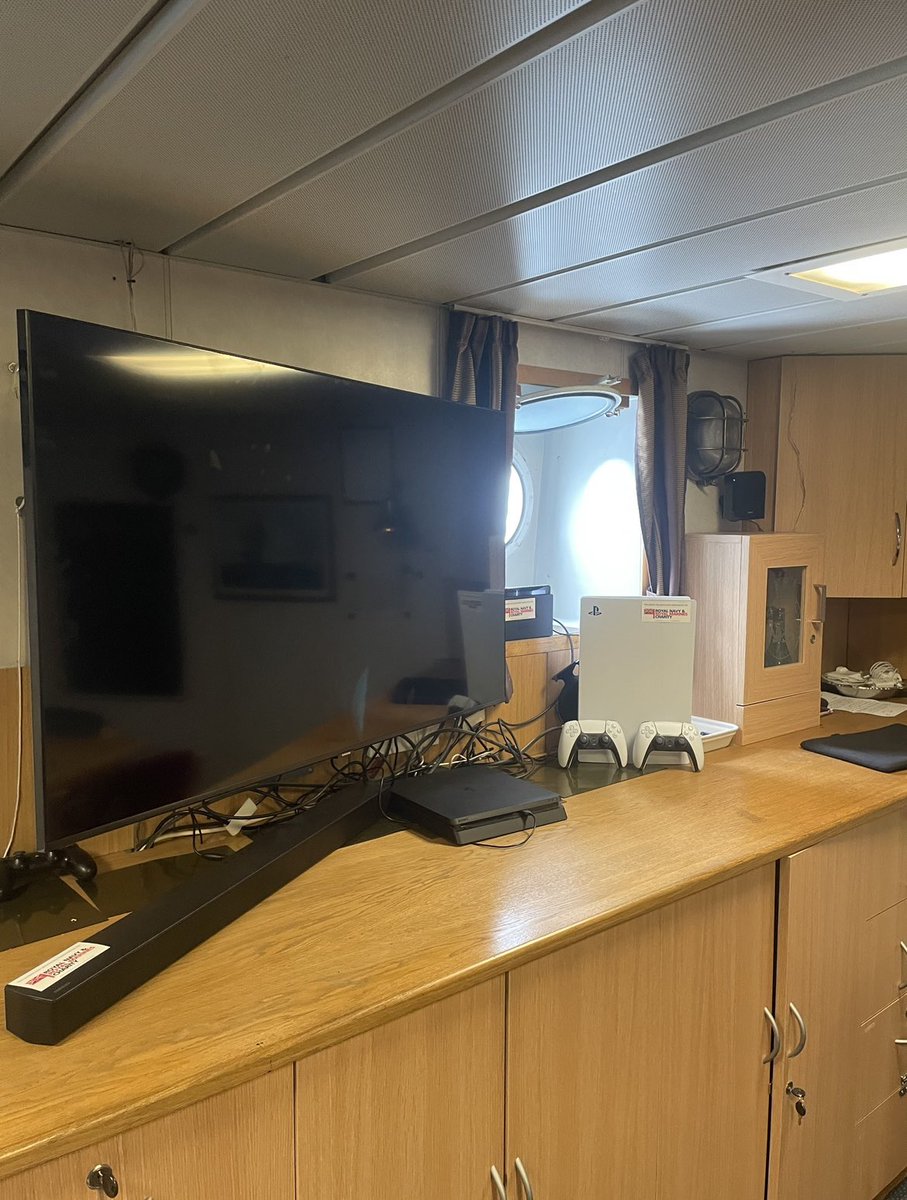 Ever grateful to @RNRMC for their support to seagoing units. The charity recently assisted in the purchase of mess deck improvements on board HMS MERSEY, including TVs, games consoles and soft furnishings 🙏📺🎮 #workhardplayhard