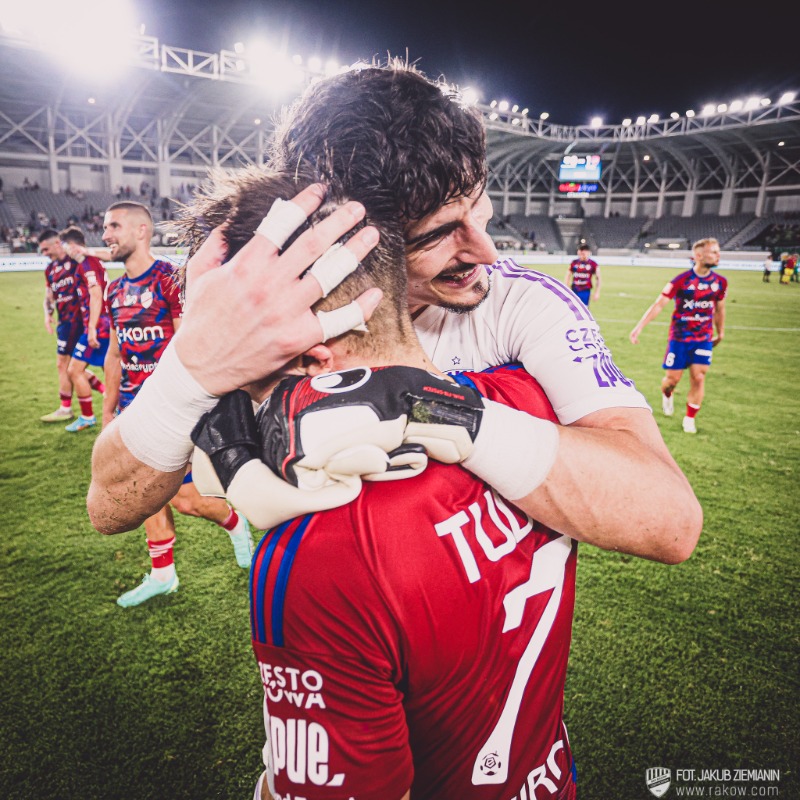 Rakow1921's tweet photo. 👋 Zacznijcie dzień od skrótu zwycięskiego meczu w Limassol! 👀
#ARIRCZ