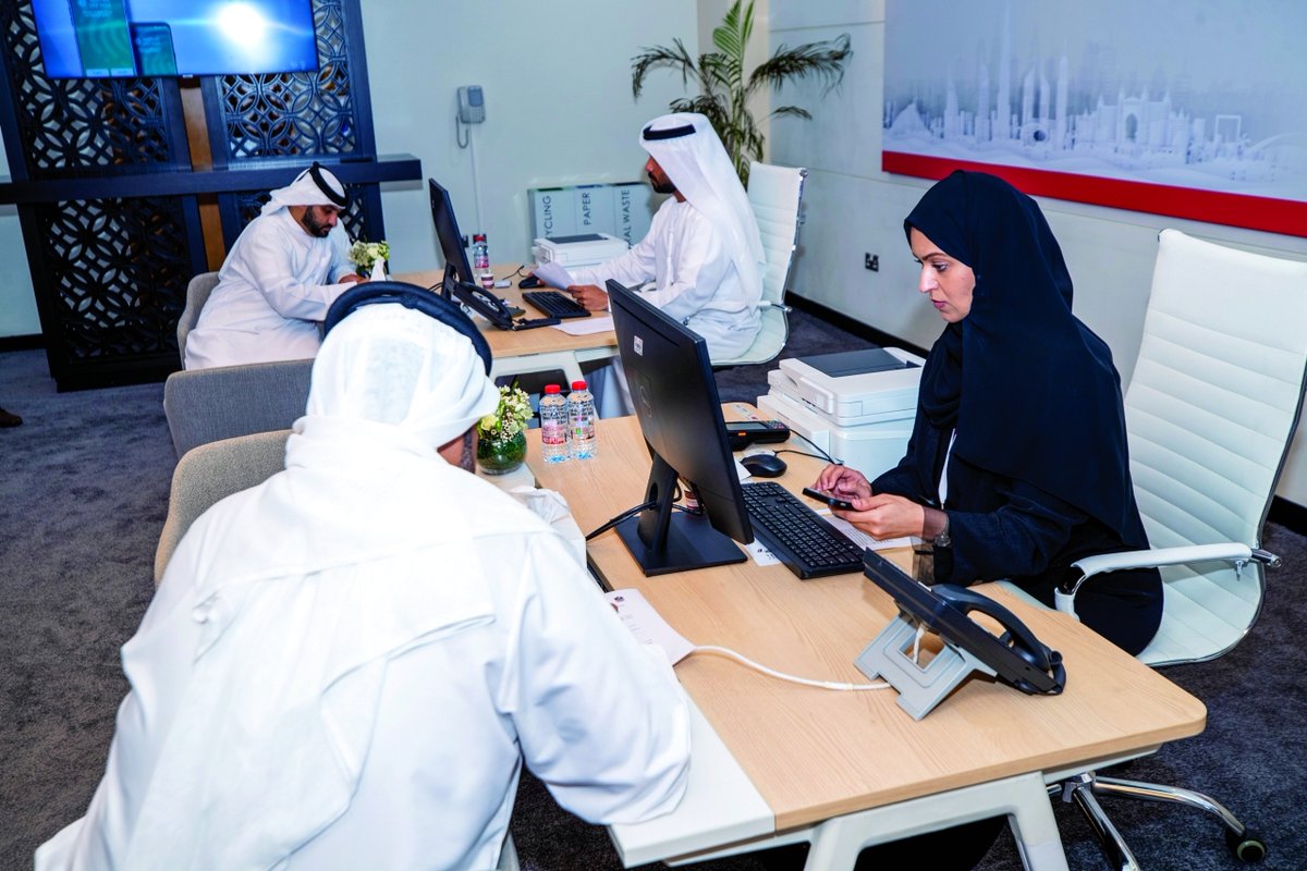 إجراءات تسجيل المرشحين في لجنة إمارة #أبوظبي سارت بانتظام وفقاً للتعليمات الصادرة من #اللجنة_الوطنية_للانتخابات مشيراً إلى أن مراكز تسجيل المرشحين الثلاثة حرصت على تقديم كافة التسهيلات اللازمة لتسهيل وتسريع إجراءات التسجيل🇦🇪✌️