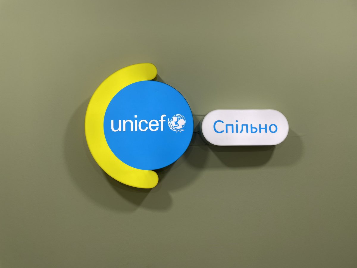 himuratsahin's tweet photo. Love the cover of water dispenser #spilno foreverychild https://t.co/lSsNmjdIK2