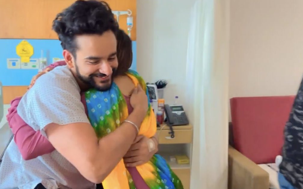 urAlex_'s tweet photo. Manisha always considered abhishek as her Bestie. even after the show ended she knows Elvish have followers than Abhi still she was with him unlike some chiya who start supporting Elvish for the followers and engagement.

#Abhisha #AbhishekMalhan https://t.co/wkTX3glp2f