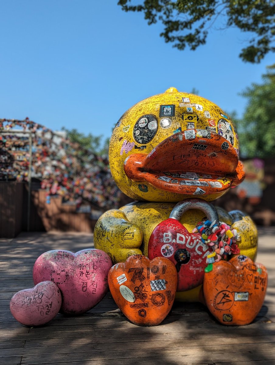 #northseoultower #seoultowerduck #seoulsouthkorea