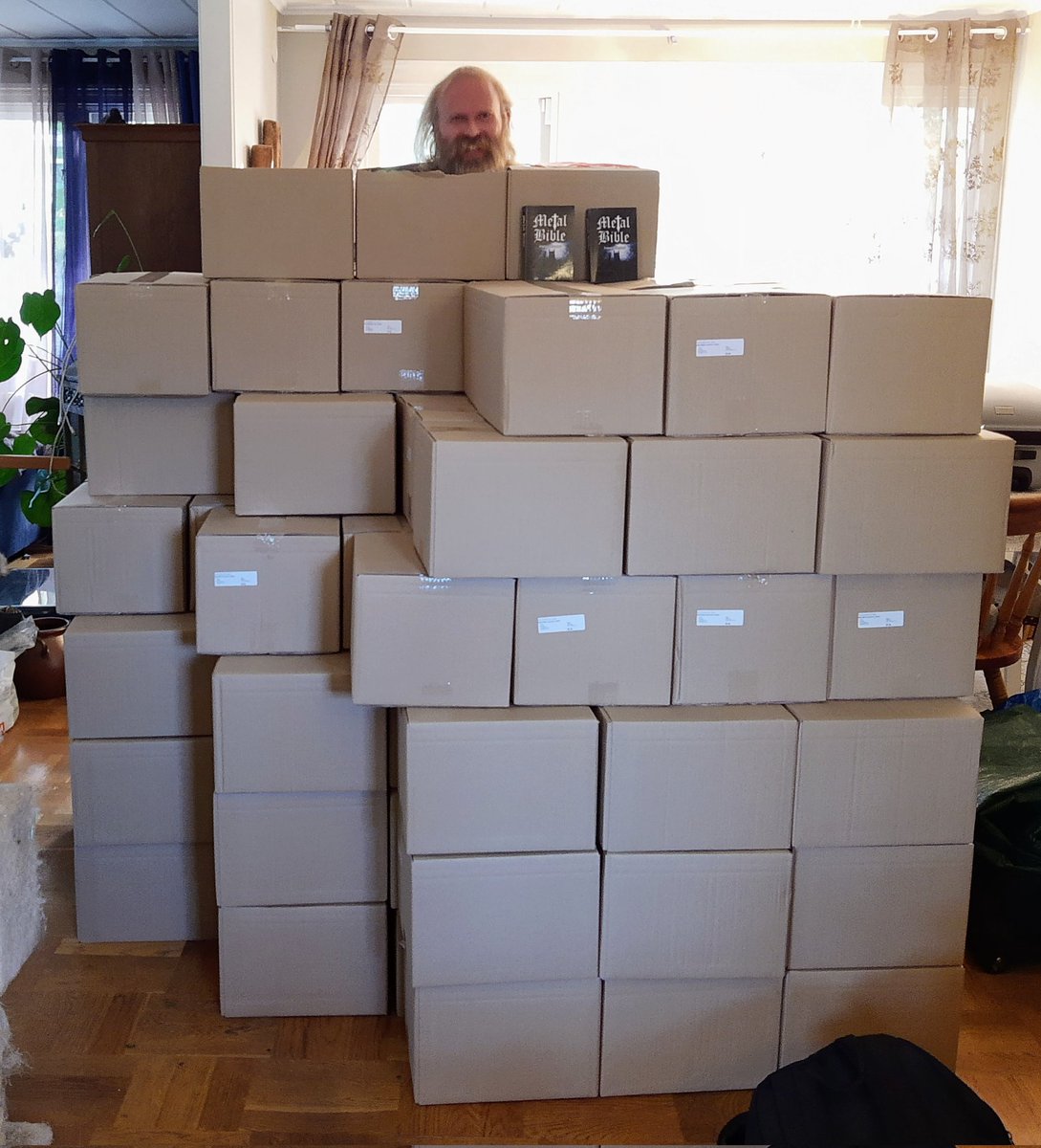 TheMetalBible's tweet photo. SPANISH METAL BIBLE AVAILABLE AGAIN!
Yes, finally 10 000 Spanish Metal Bibles are now printed and available to order! Amen.
https://t.co/vrAl3E42Yh https://t.co/9I1IStSkGk