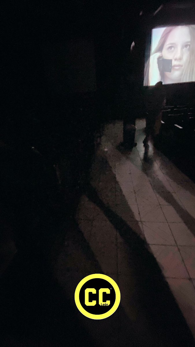 cruisingLeonctr's tweet photo. Hoy me lanze al #CinePorno y se la chupe a 6 vatos bien ricos 🥵🔥
Me dieron leche para llevar 

#cruisingbaños #cruising #cruisingleon #ccleon https://t.co/9rPkQ2obhK