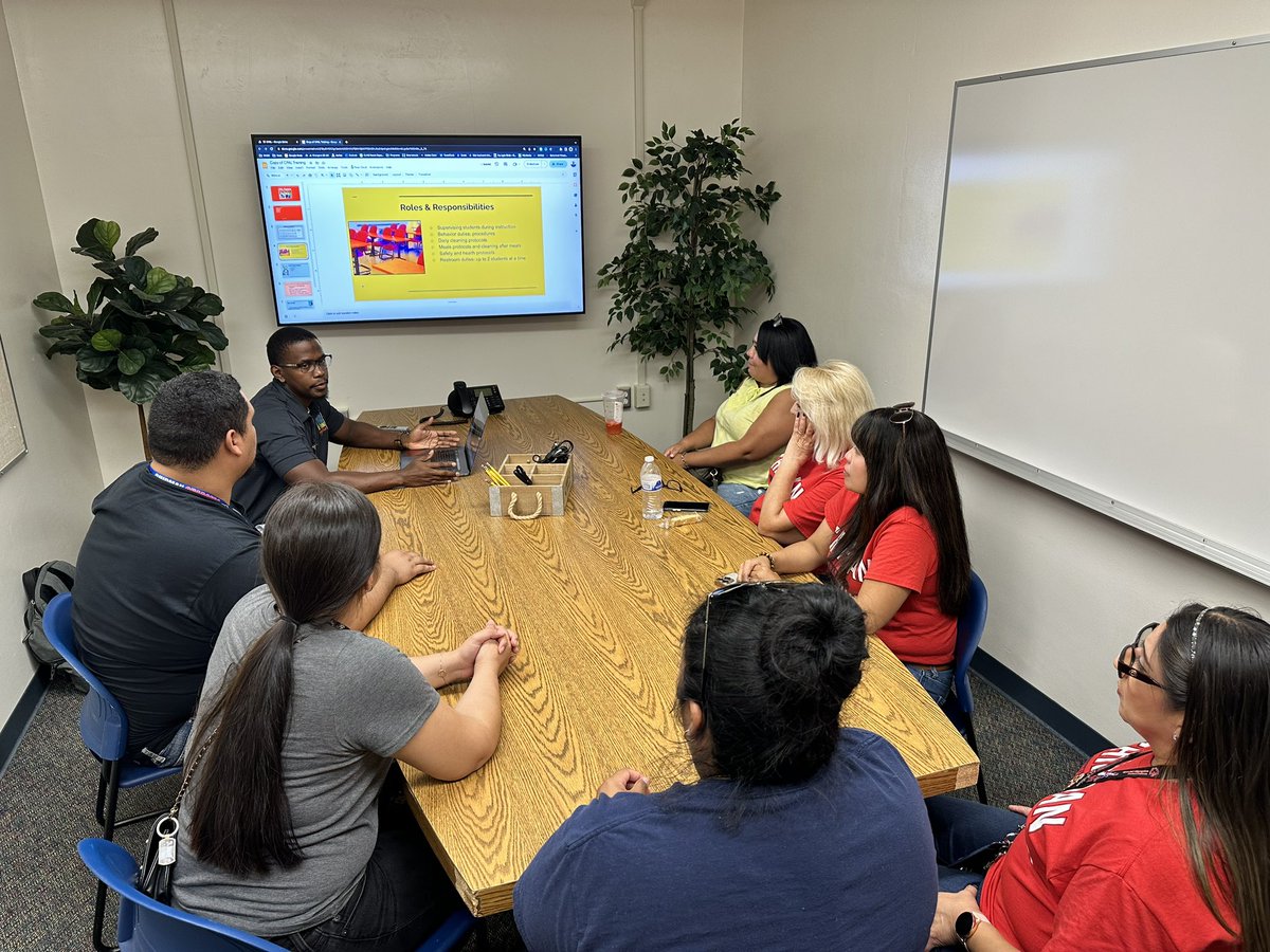 Tomás Prieto (@tprieto) on Twitter photo Every detail is important; could be the difference between a smooth year or issues snowballing till May. Shout out to <a href="/ChipmanChargers/">Chipman Junior High School BCSD</a> Vice Principal <a href="/Mr_Ware_/">Brandin Ware</a> as he meets with our CPAL team regarding Active Supervision, Relationships, and team collaboration. <a href="/Team_BCSD/">Bakersfield City School District</a> Every detail is important; could be the difference between a smooth year or issues snowballing till May. Shout out to <a href="/ChipmanChargers/">Chipman Junior High School BCSD</a> Vice Principal <a href="/Mr_Ware_/">Brandin Ware</a> as he meets with our CPAL team regarding Active Supervision, Relationships, and team collaboration. <a href="/Team_BCSD/">Bakersfield City School District</a>