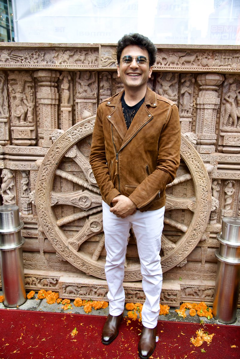 BimalDhami's tweet photo. @TheVikasKhanna Happy at the inaugural ceremony of the Chakra 
@IAArtsCouncil https://t.co/pYzP0v1zxZ