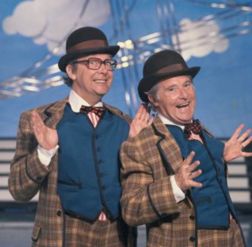 eric_ernie_col's tweet photo. #StillBringingSunshine 👓🌞♥️
#Wahey #GetOutOfThat #YouCantSeeTheJoin #MorecambeAndWise #EricAndErn #WhatDoYouThinkOfItSoFar https://t.co/Avvs7kzIRa
