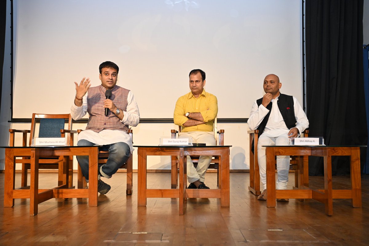 ignca_delhi's tweet image. On the occasion of #IndependenceDay and #BirthAnniversary of #SriAurobindo, Indira Gandhi National Centre for the Arts, Media Centre organised #FilmScreening of “Sri Aurobindo: The Beginning of Spiritual Journey”; followed by panel discussion by noted poet-diplomat @theabhayk &amp;amp;…