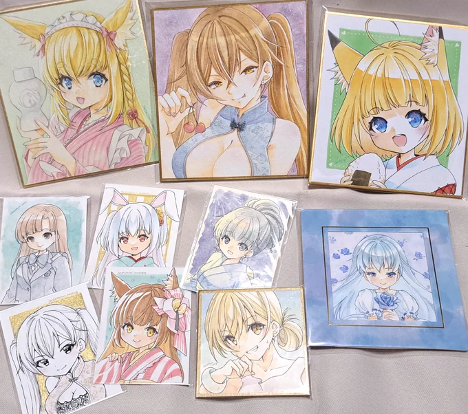 #ときめぐり展 #岐阜新文化展R 振り分け未定だけどできるだけたくさん見て欲しいのでお迎え可能な直筆作品みんな連れてく\(^o^)/
あ、ドローイングだけお迎え可否まだ悩み中💦
あと非売確定の原画も販売中のラバーキーホルダーと一緒に並べたい😌 