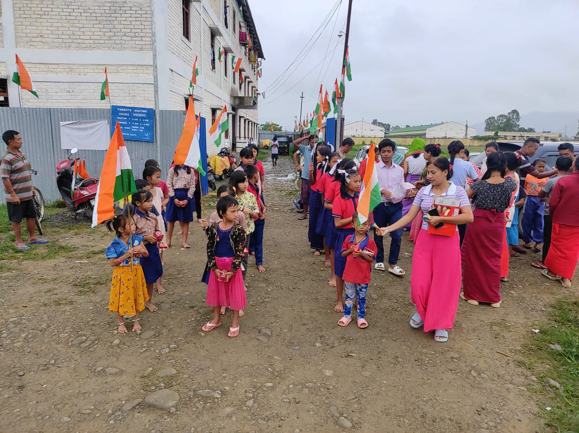 EastImphal's tweet photo. Despite all the challenges faced by the internally displaced families of due to the unfortunate incidents in May, children of these families celebrating the Independence Day with high spirit of patriotism
Nation First,Always First @narendramodi @AmitShah @NBirenSingh @khdianadevi https://t.co/nynAj6Yu0i