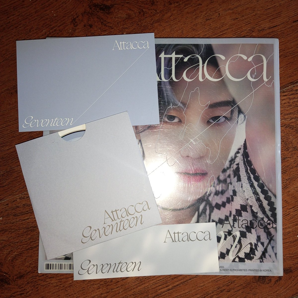 bseungk_'s tweet photo. (・﹏・)

-- wts lfb ph --

seventeen attacca your choice semicolon henggarae unsealed album

• 120 php each (pb, ob, cd and other album inclusions that i have)

📍 dop 5 days (prio payo)
📍 onhand
📍 read https://t.co/00Q5s6UPfw before dm-ing https://t.co/gOFaYiSicV