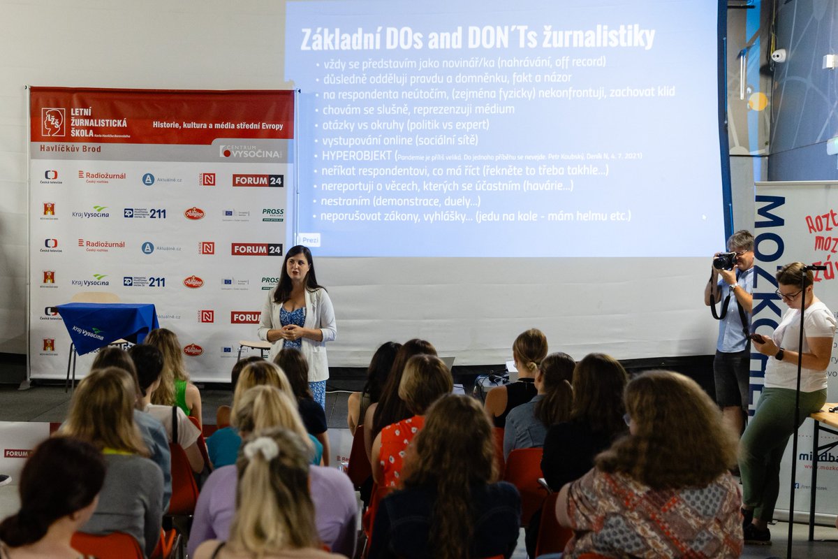 Základní DOs and DON´Ts žurnalistiky od <a href="/AChudobova/">Anna Martincová</a> 😉 #lzs2023
Co na ně říkáte a přidali byste něco?📝 #journalism #summerschool