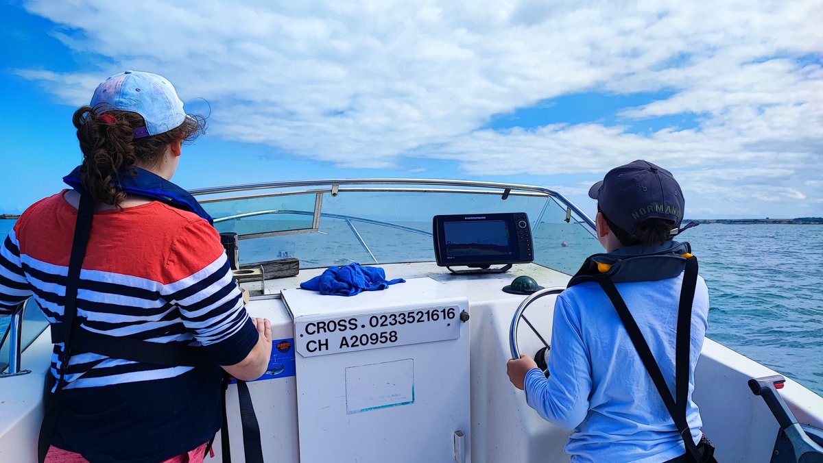 Sayan50's tweet image. Une sortie pêche sympathique avec les enfants et leur grand-père 😁