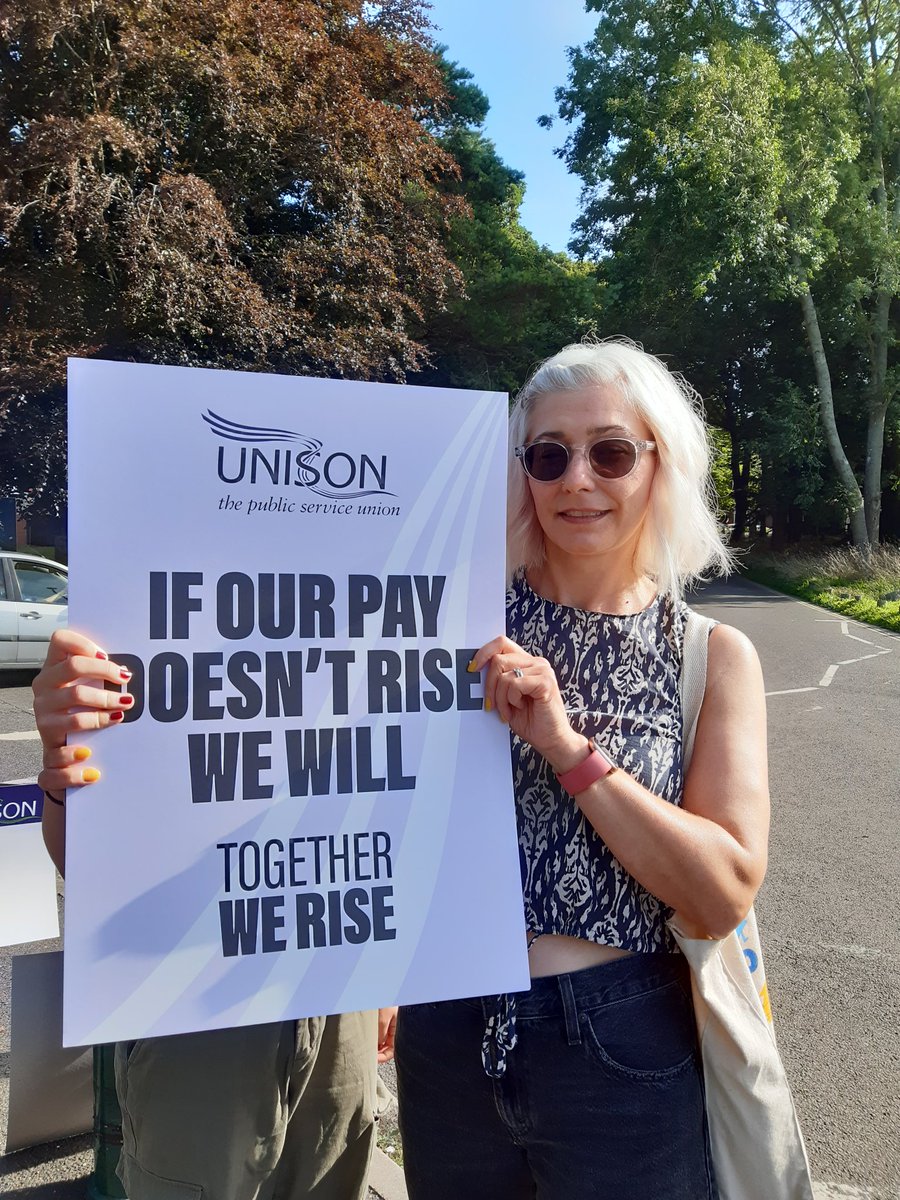 On #strike for better #pay 5-8%#payrise from UCEA still less than RPI at 9% University of Sussex #Brighton @SussexUnison @UNISONSE @unisoninhe #UNISON