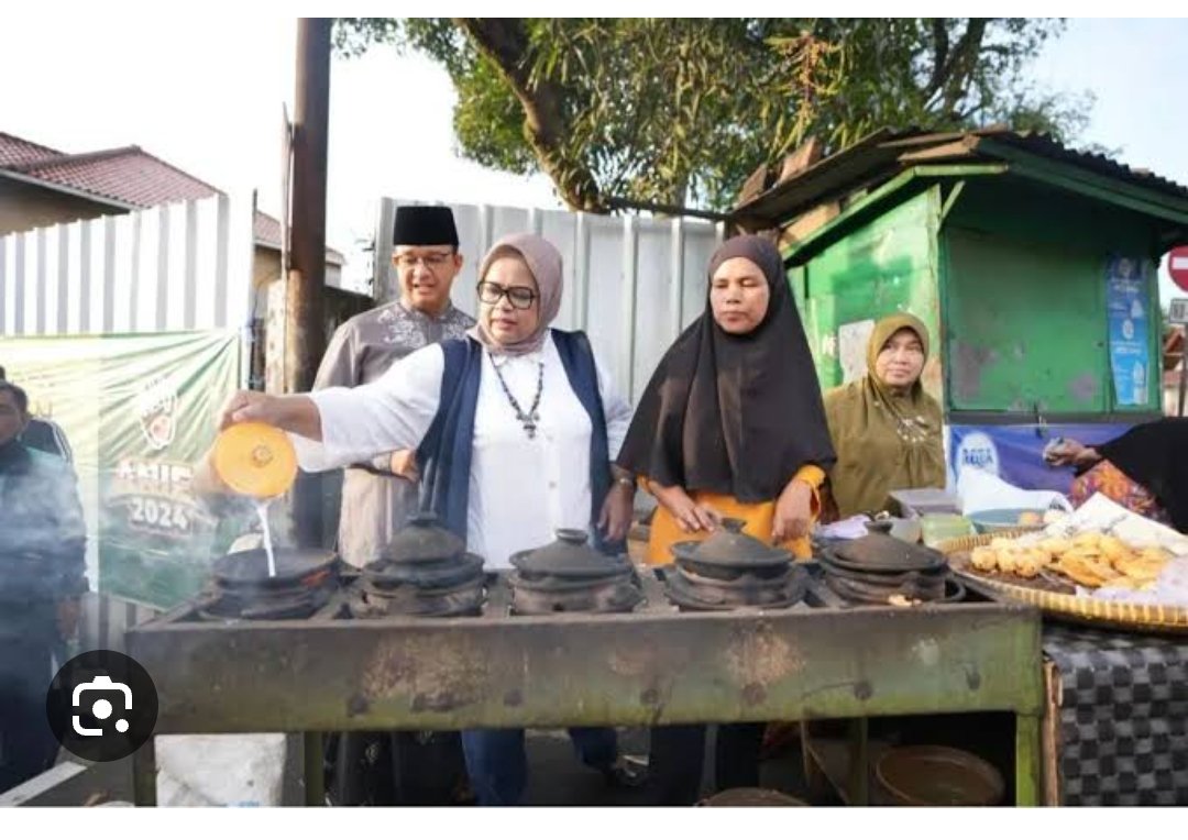 adi_blinx's tweet photo. @bachrum_achmadi Kalau Anies makan di warteg bagaimana?? Apa pencitraan jg atau bukan ?? https://t.co/vjFNA8Chw0