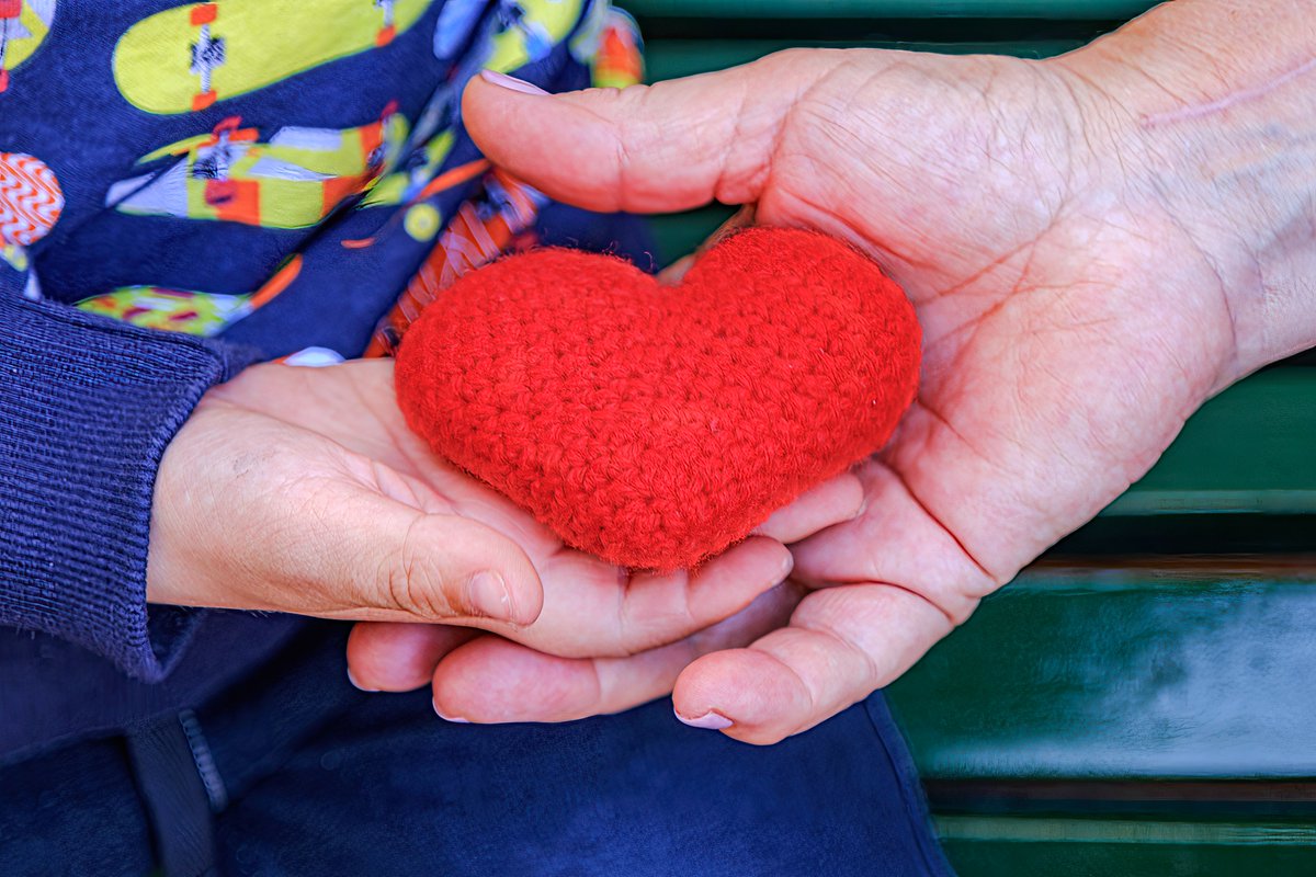 Además de la ayuda económica, si es necesaria, acogemos, acompañamos, orientamos, escuchamos, convivimos. Te lo contamos en nuestro blog 👇✍️
caritas-zaragoza.org/blog/acoger-ac…