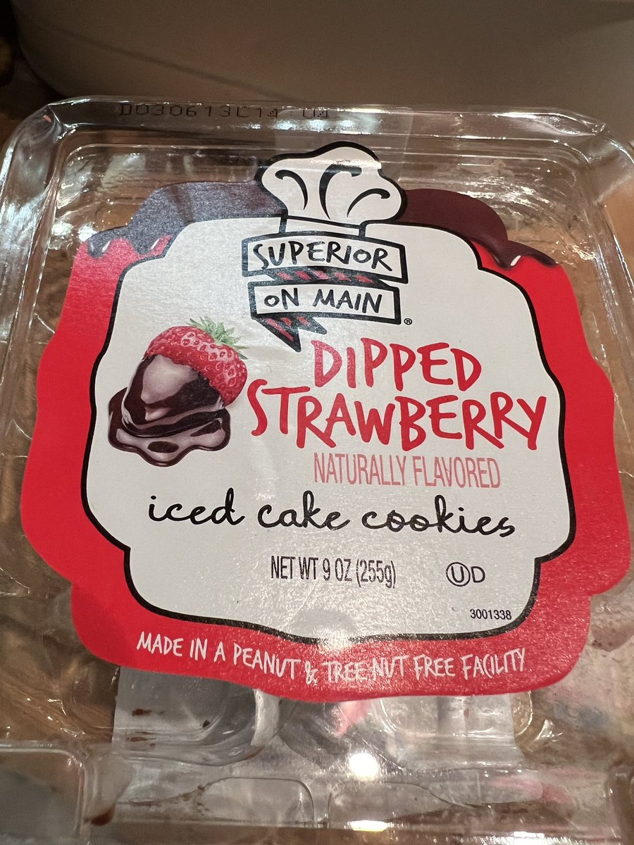 mmawifey's tweet photo. 🍓 Dessert 🍫
#dessert #cakecookies #strawberry #chocolate #sosoft https://t.co/zXPbFCocgv