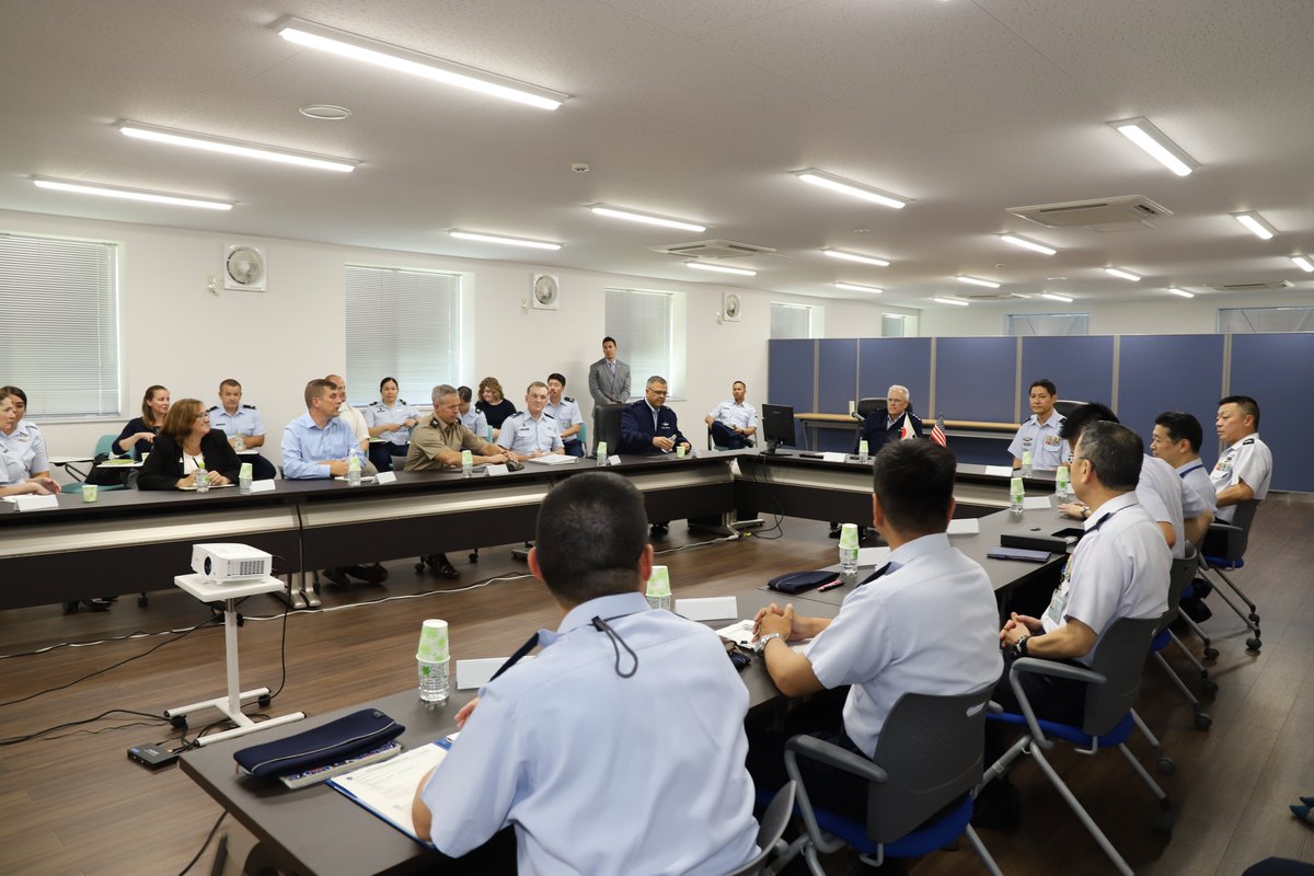 JASDF_SSA's tweet photo. On July 12, 2023, the #SpaceOperationsGroup of the #JASDF received a visit from Lt. Gen. Philip A. Garrant, Deputy Chief of Space Operations, #USSF. We deepened mutual understanding by exchanging views on space and discussed future cooperation. https://t.co/pBG4jgGTGV