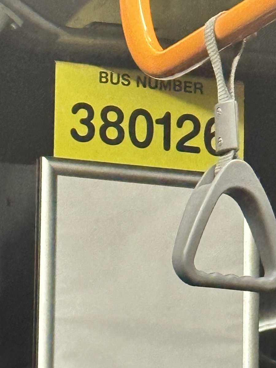thisisrealmai's tweet photo. Dear person who use #Melbourne public transportation on 6th april 2023 i get on the but from Doncaster to me houses this but close the door on me head. Driver not even say sorry to you. He drives like normal. Two boy in front of my lol at me. Yesterday same but he closed the door https://t.co/633RCnhKj8