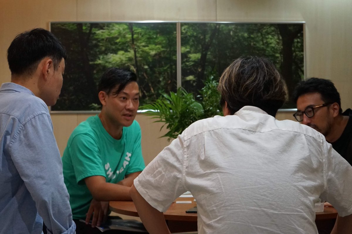 Takeby1220's tweet photo. 先週の火曜と日曜は珍しくひとりで対応するショート(アート)ワークショップ「言の葉を浴びる」をやってみたけど、案外おもしろかった。(アート作品の展示ではないけど)展示主催者とブレスとして作り上げられたことが一番よかった。 https://t.co/4JW3GPXoJk