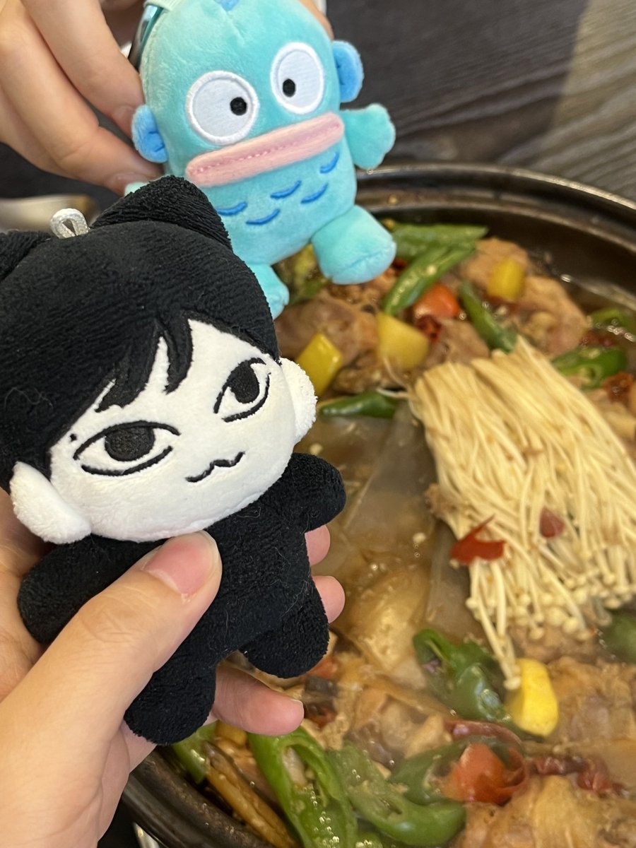오랜만에 캐럿짓 하려고 잇뇽이 급하게 들고왔는데 꺼내고보니 마물쭈임