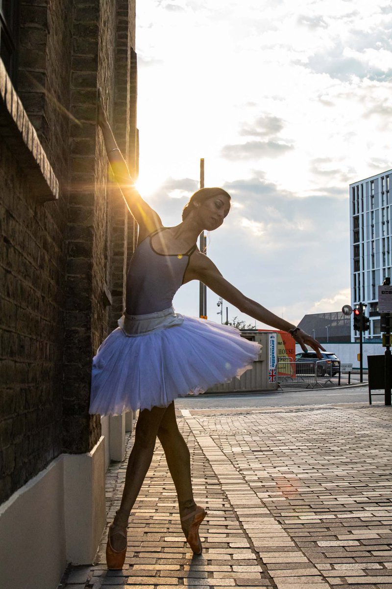 VipDigitalpics's tweet image. Good morning,
My work on @foundation @objktcom &amp;amp; @manifoldxyz the links are on my bio. 
Collaborations
Ballet
 Street photography in Kas, Turkey 🇹🇷 

Have a great day. 

#NFT #NFTs #Ethererum