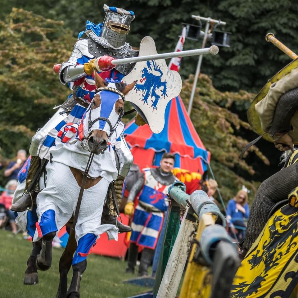 Berkeley Vale Tourism tweet media