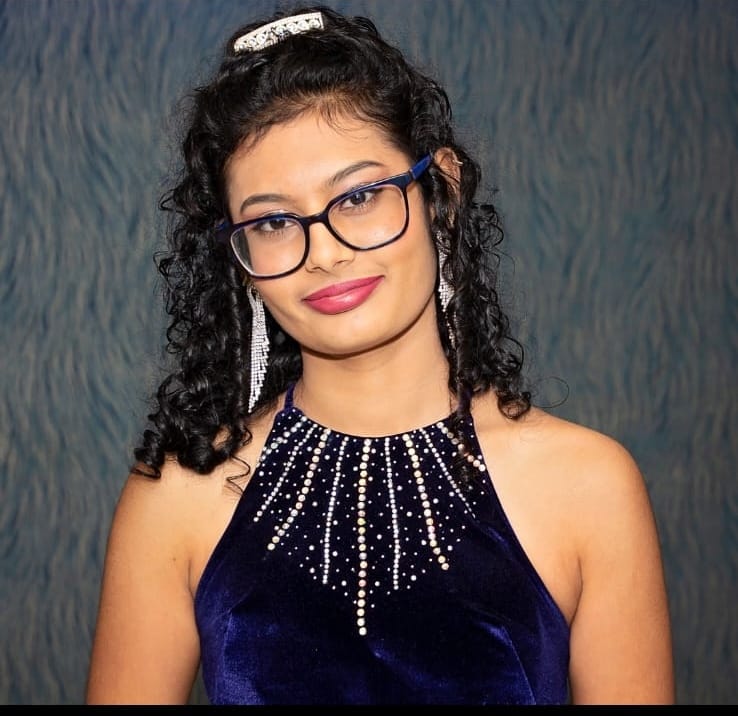 GirlCode_za's tweet image. 👩💻 Meet Tarika Sukdeoa; a Hackathon enthusiast diving into tech! "Passion for AI, tackling gender-based violence with Tracker Period app. Embraced Delph, and bonded with mentors. 🤝 Girlcode = supportive, skill-boosting community. Let's code for change!" 💡🌟 #Girlcodehack