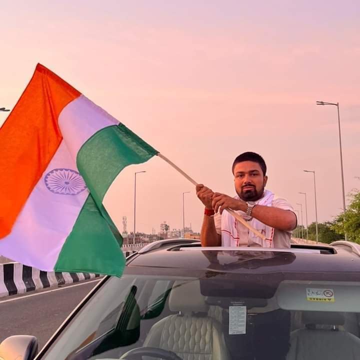 Akashmishra1997's tweet photo. सच को कब तक कैद करके रखोगे 

#ManishKashyapkobhiAzadi https://t.co/OEnYUeCy5c