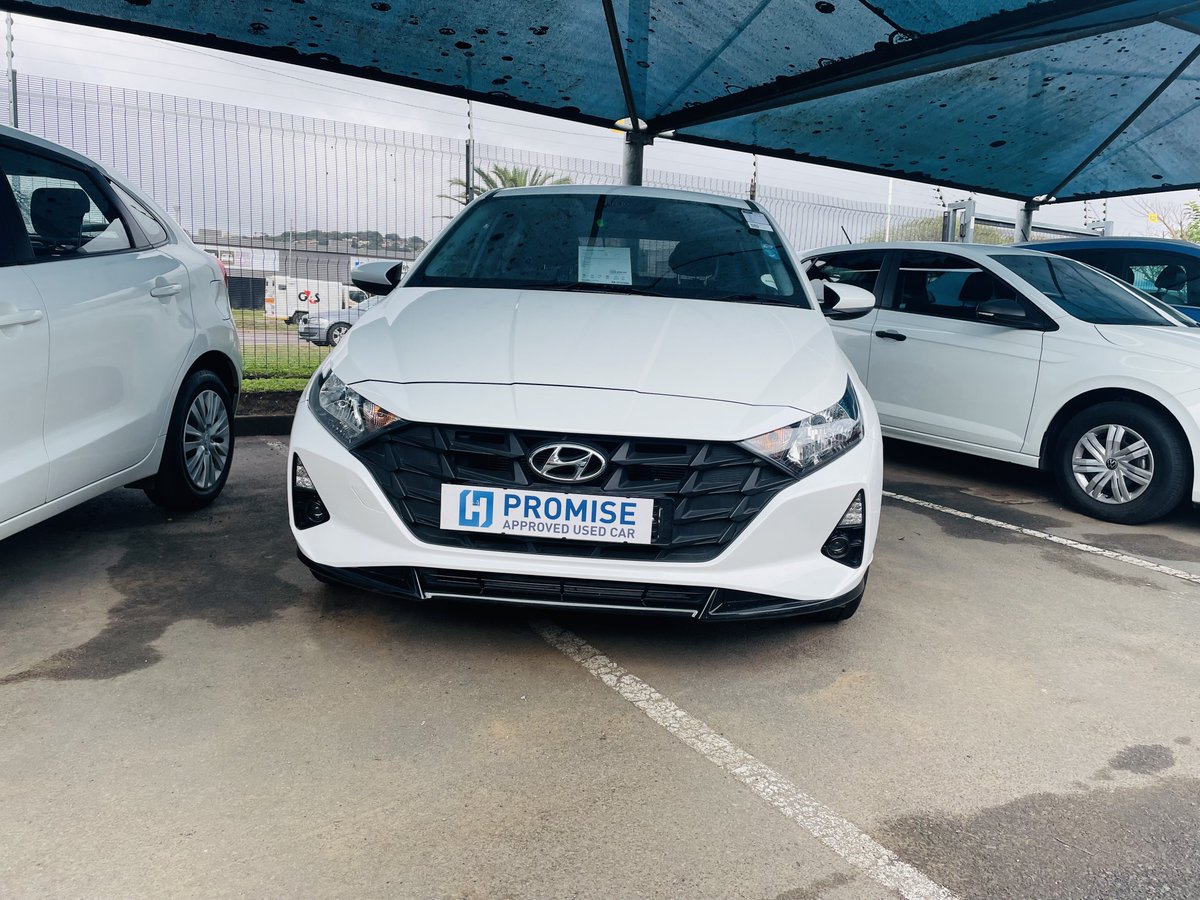 iammshiyane's tweet photo. Visit Hyundai Springfield or Call 0798012171/0695185410 for more information

Hyundai i20 1.2 Motion
Mileage: 40907km
Est Instalment: R 4238
Transmission: Manual
Upholstery: Material

Features: Aux, Bluetooth, Reverse Camera, Infotainment System… https://t.co/KsmdgiZqIt