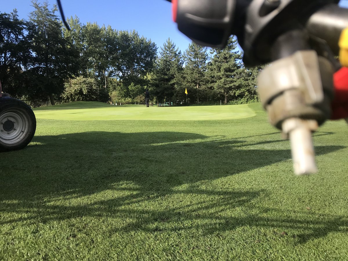 When you get the feeling you need to start the autumn program a little early it’s time to bust out the 20/20/30 <a href="/HeadlandAmenity/">Headland Amenity</a> @HeadlandAlex, with a little added urea and kno3. #leaveshavestarted #autumnstartedinJuly #greenkeeping #turflife