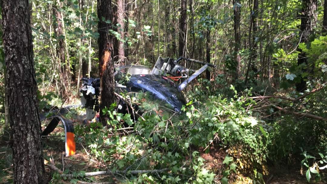 ivancp25's tweet photo. #AccidenteAéreo de un helicóptero #Hughes369D, matrícula #N353AH, de Haverfield Aviation Inc. Se estrelló mientras realizaba tareas de inspección de líneas de alta tensión cerca de #Elberon, #Virginia, EEUU. El piloto y otro ocupante sufrieron heridas se consideración. 05-08-23 https://t.co/RaGMrV8AyA