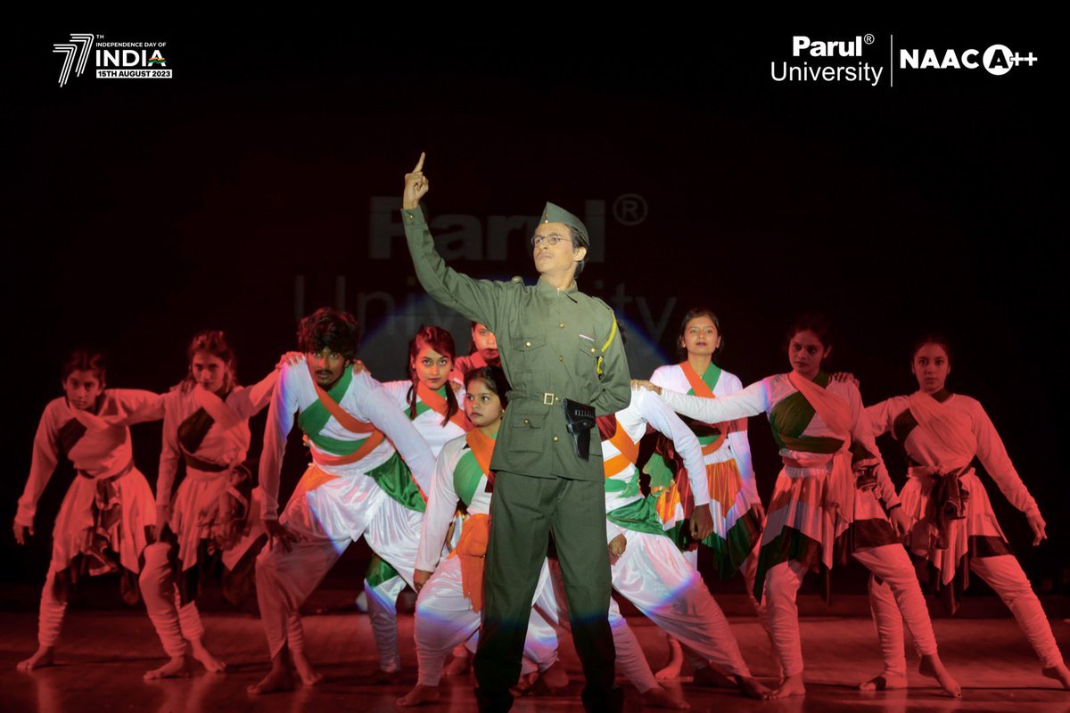 Paruluniversit3's tweet photo. A dramatic tribute to the history of our nation! 🇮🇳 
The stage came alive with a compelling drama performed by the students as they commemorated Independence Day by bringing stories of the past - of our leaders and their journeys - to life. https://t.co/MCnY4LybXE