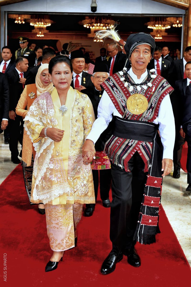 We Love U Pak <a href="/jokowi/">Joko Widodo</a> &amp; Ibu Iriana♥️🇲🇨